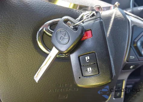 2023 Toyota Tacoma Sr5 V6 z USA, uszkodzony, nr VIN 3TMCZ5AN3PM614106